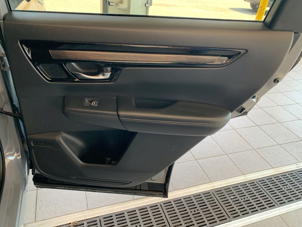 Used 2025 Gray Honda EX-L image 19