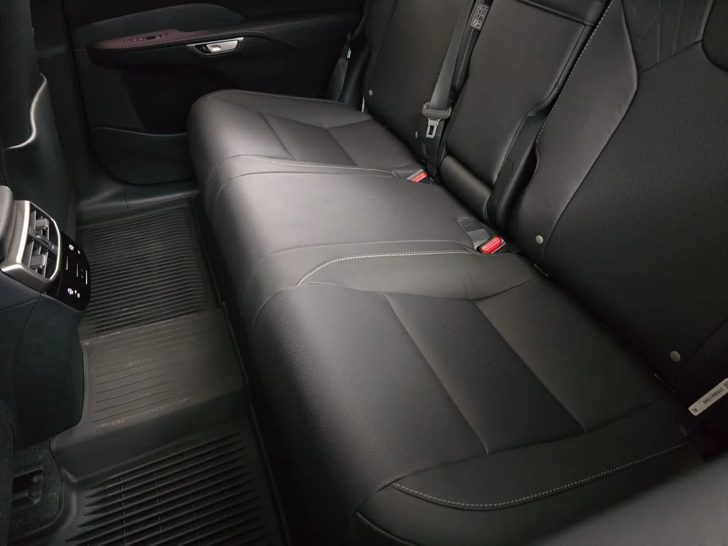 New 2026 Iridium Lexus PREMIUM PLUS image 14