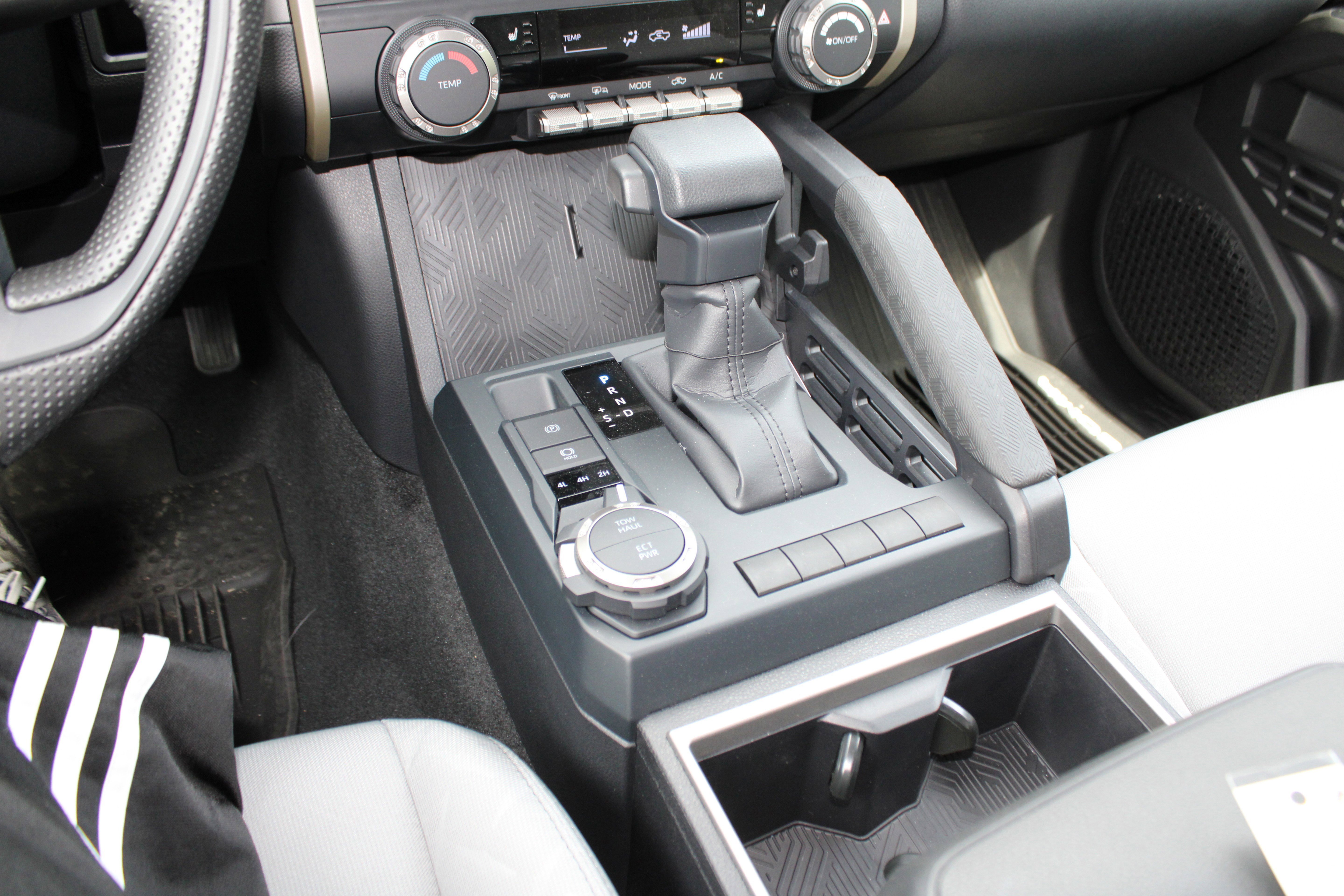 2026 Toyota Tacoma SR5 - Photo 28