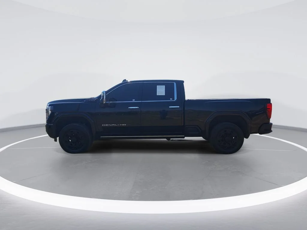 Used 2024 Black GMC Denali Ultimate image 5