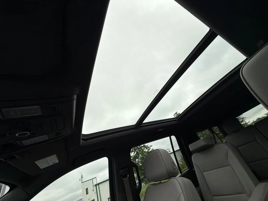Certified Used 2023 White GMC SLT image 30
