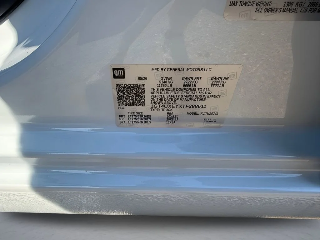 New 2026 Glacier White Tricoat GMC Denali Ultimate image 40