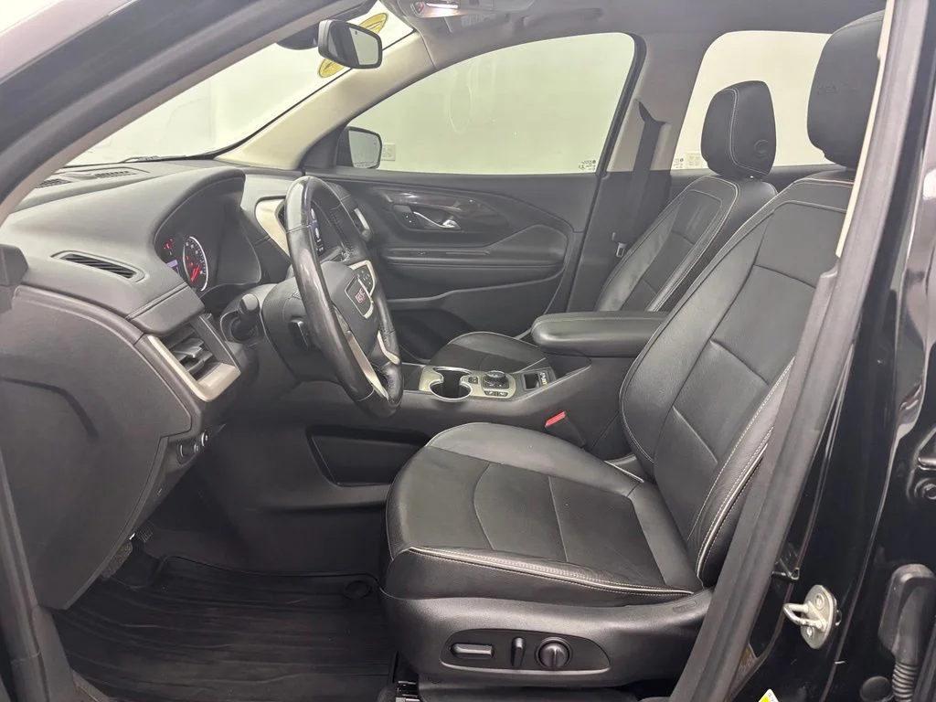 Used 2020 Black GMC Denali image 22