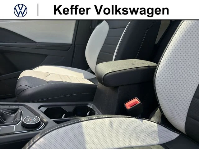 New 2026 Green Volkswagen 1.5T SEL image 27