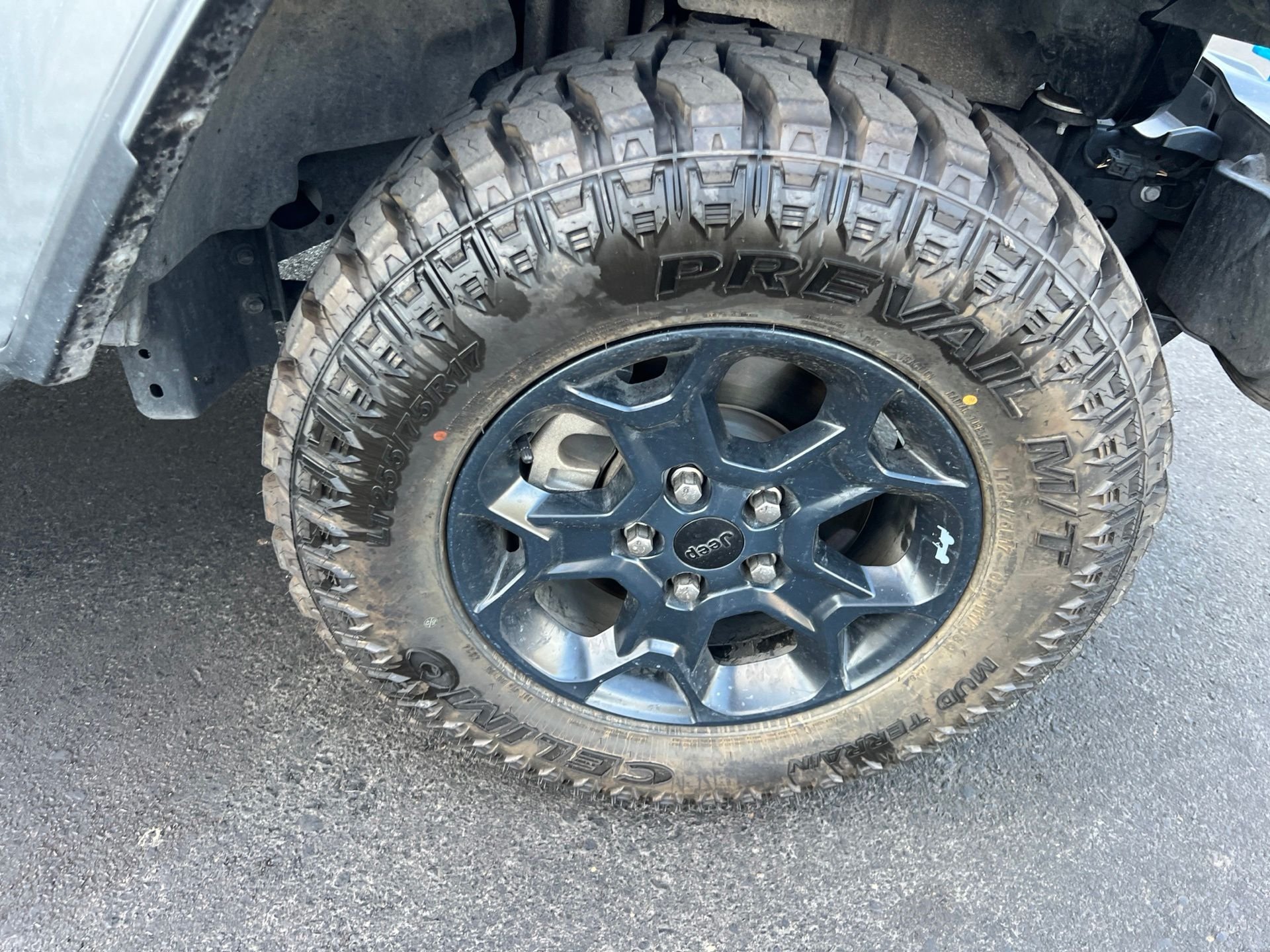 Used 2023 Gray Jeep Willys 4xe image 15