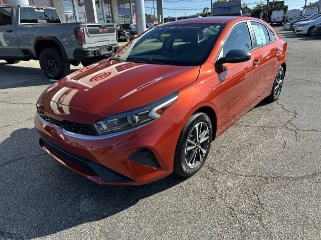 Used 2023 Red Kia LXS image 18