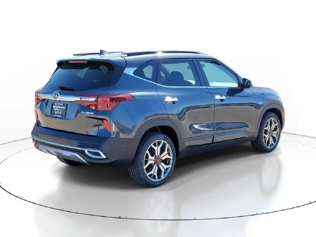 Used 2021 Gray Kia SX image 6