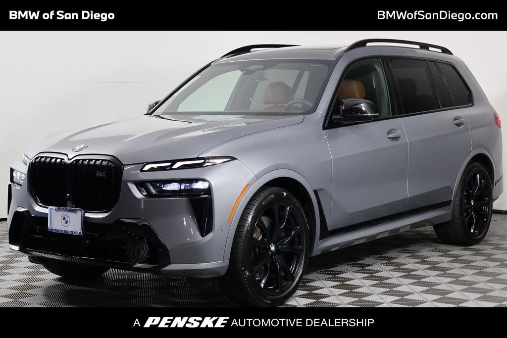 2024 BMW X7 M60i's photo