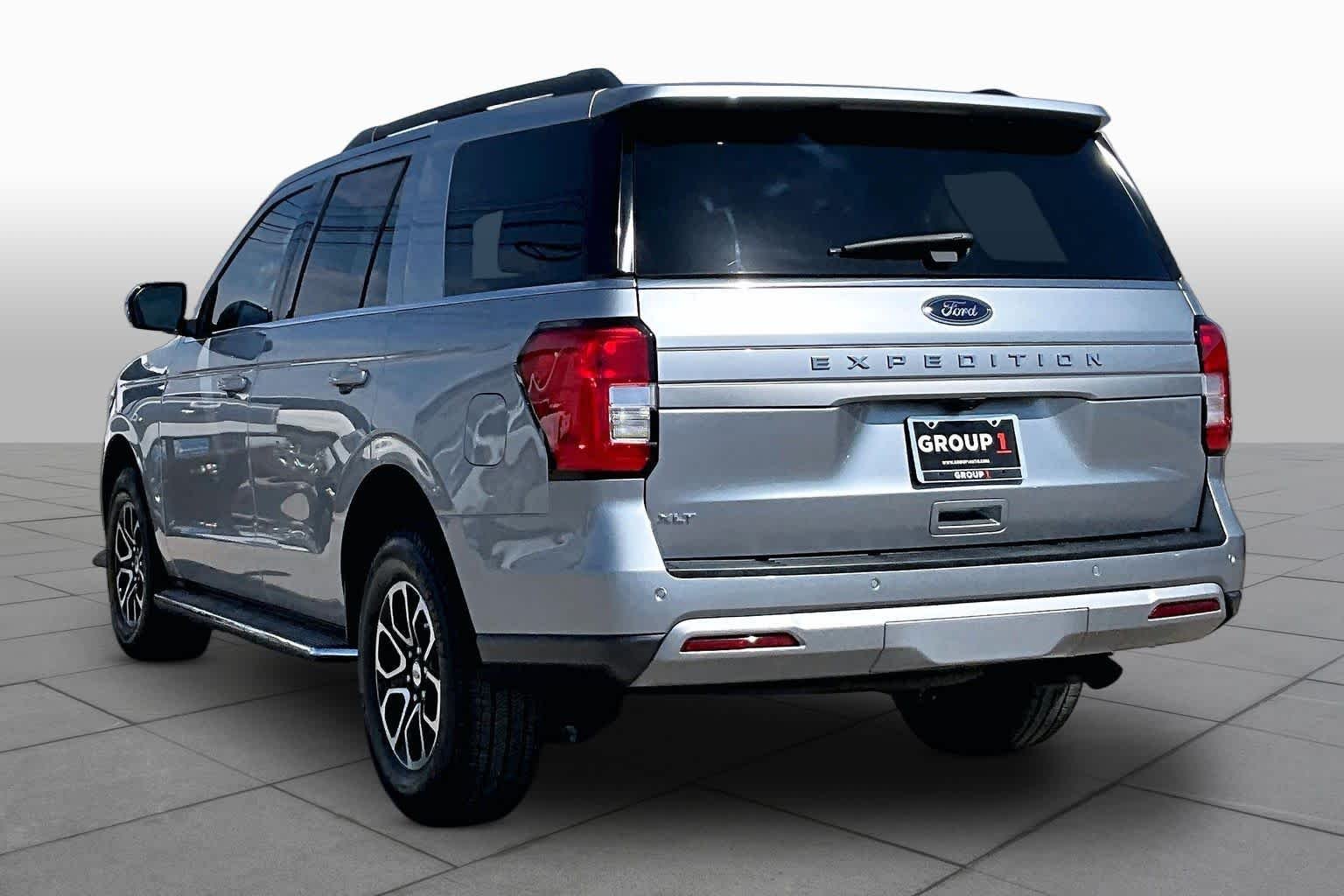 Used 2023 Iconic Silver Metallic Ford XLT image 11