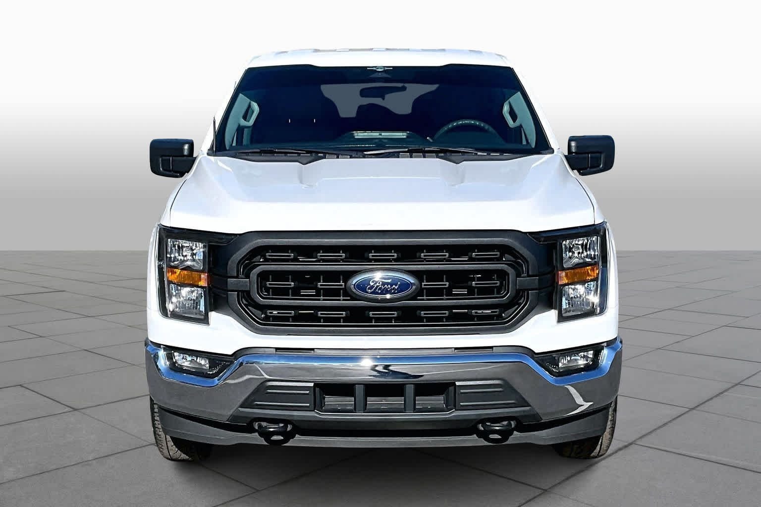 Used 2023 Oxford White Ford XL image 9
