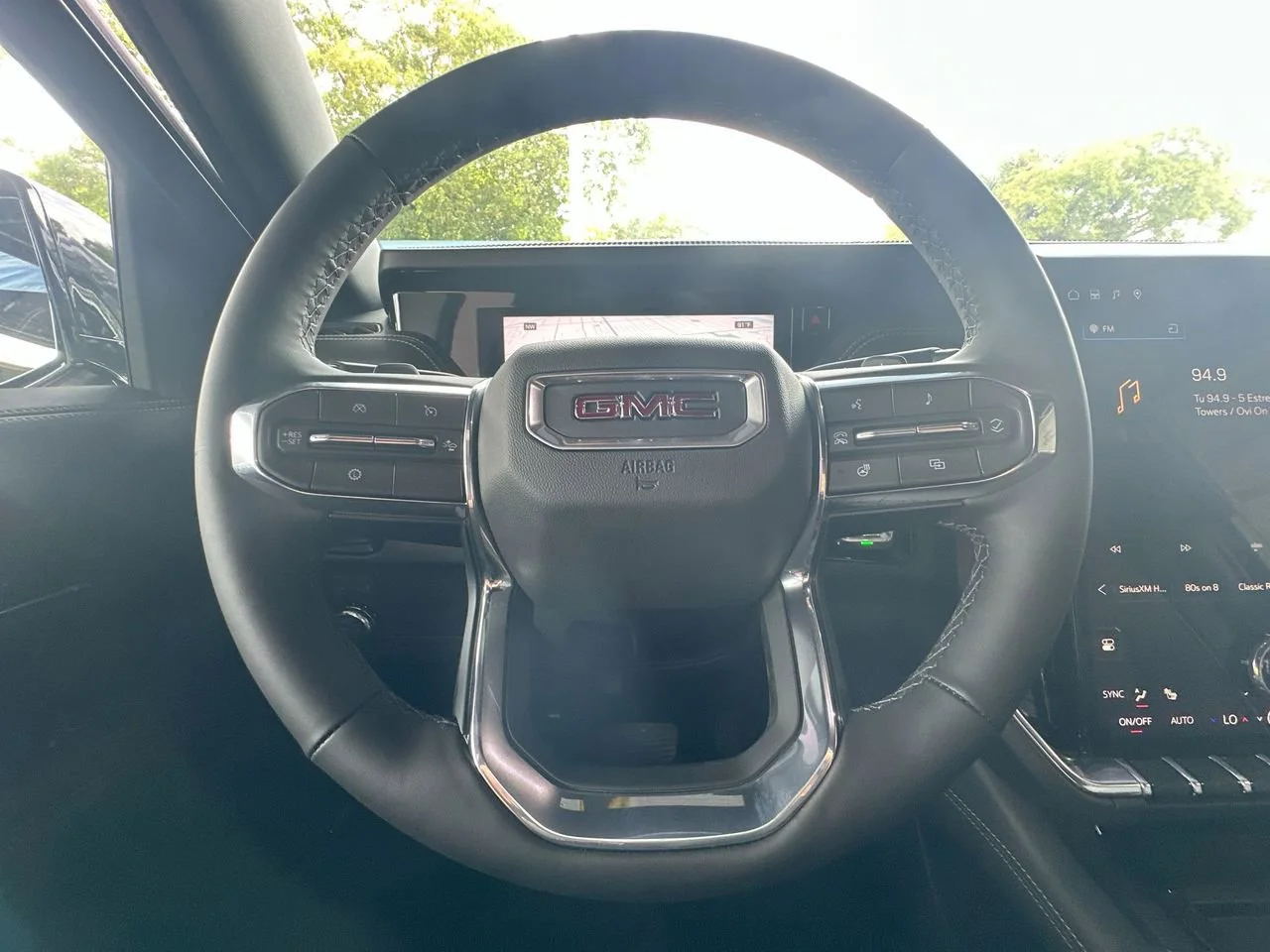 2026 GMC Yukon XL Elevation - Photo 15