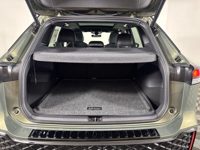 New 2026 Green Volkswagen 2.0T SE R-Line Black image 20