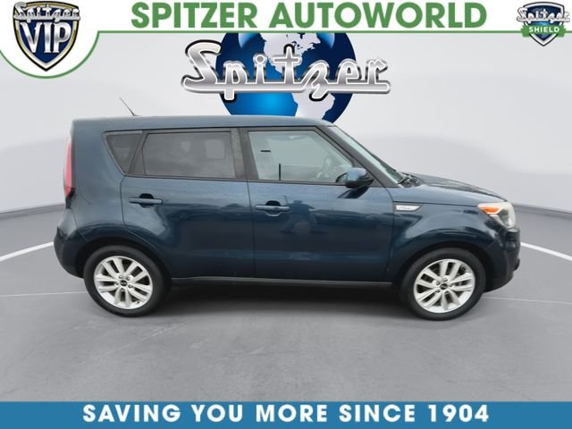 Used 2017 Black Kia Plus image 10