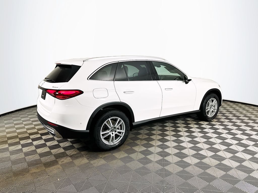 Used 2026 White Mercedes-Benz GLC 300 image 7