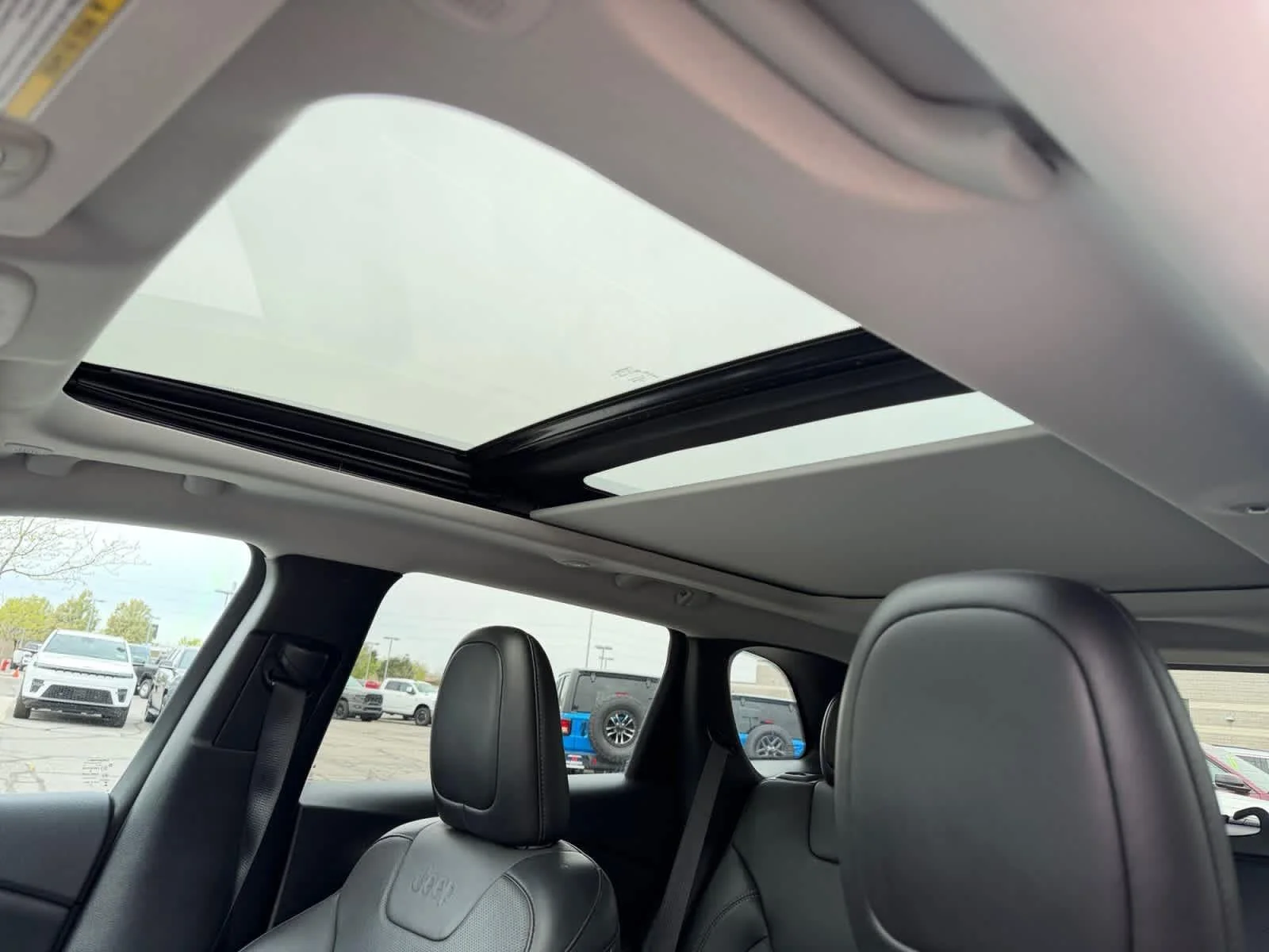 2021 Jeep Cherokee Limited - Photo 25