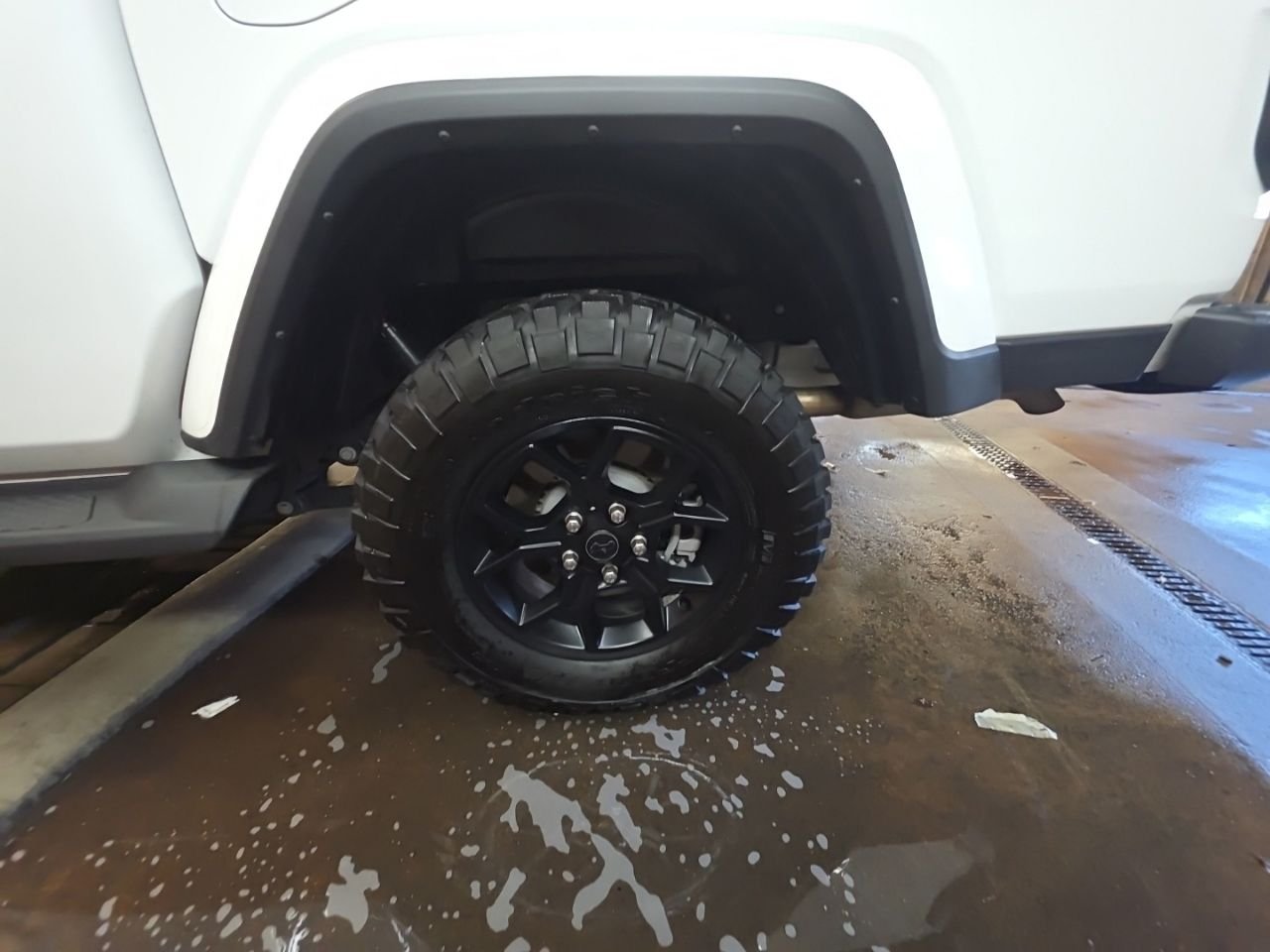 2025 Jeep Gladiator High Tide - Photo 10
