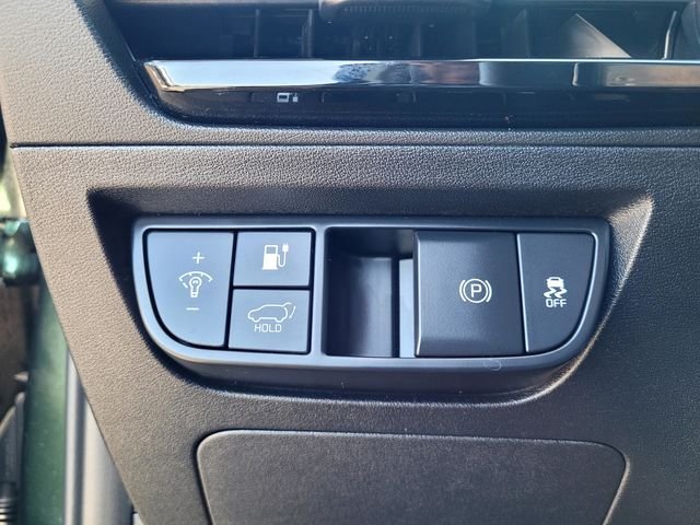Used 2023 Green Kia GT-Line image 16