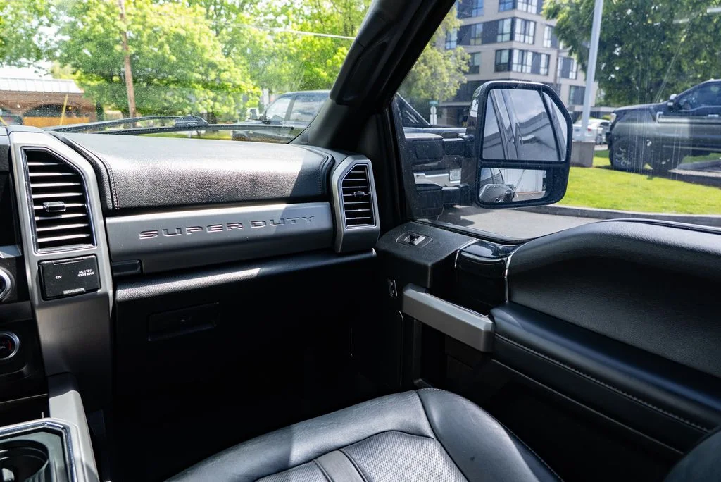 Used 2020 Black Ford Platinum image 11