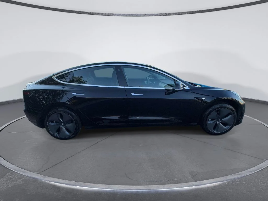 Used 2020  Tesla Standard image 7