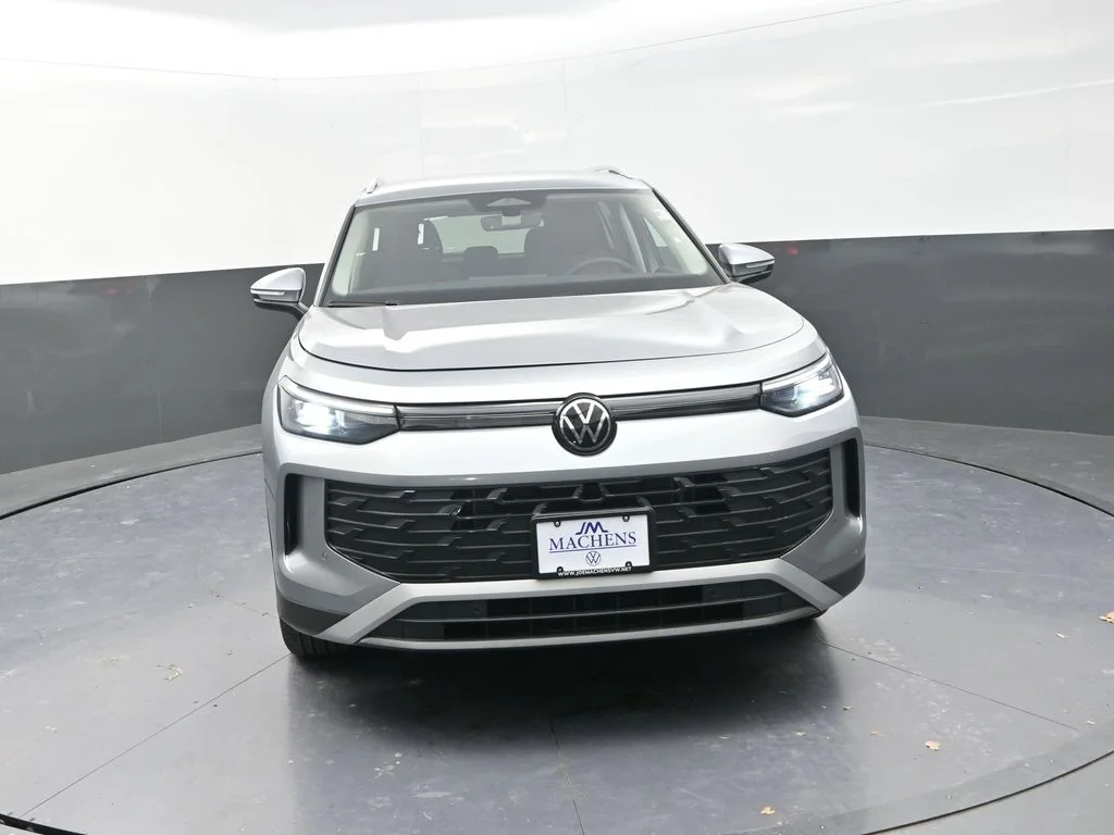 New 2026  Volkswagen 2.0T SE image 2