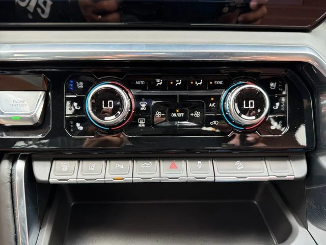 2026 GMC Sierra 2500HD Denali Ultimate - Photo 14