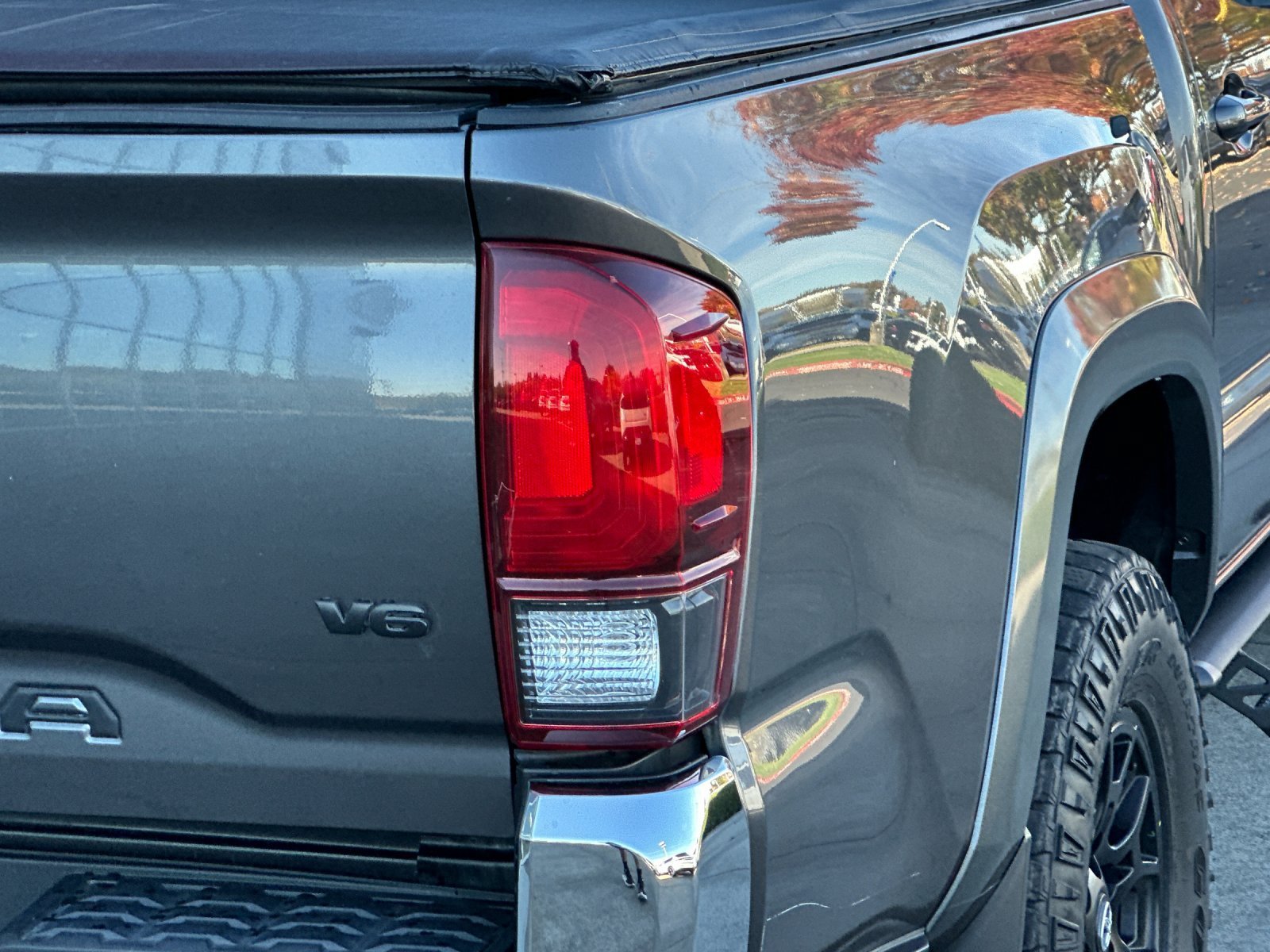 Used 2021 Magnetic Gray Metallic Toyota SR5 image 24