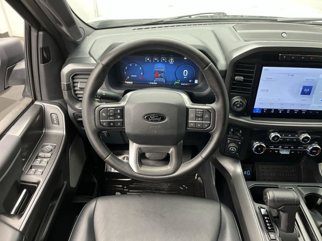 Used 2024 Avalanche Gray Ford XLT image 17