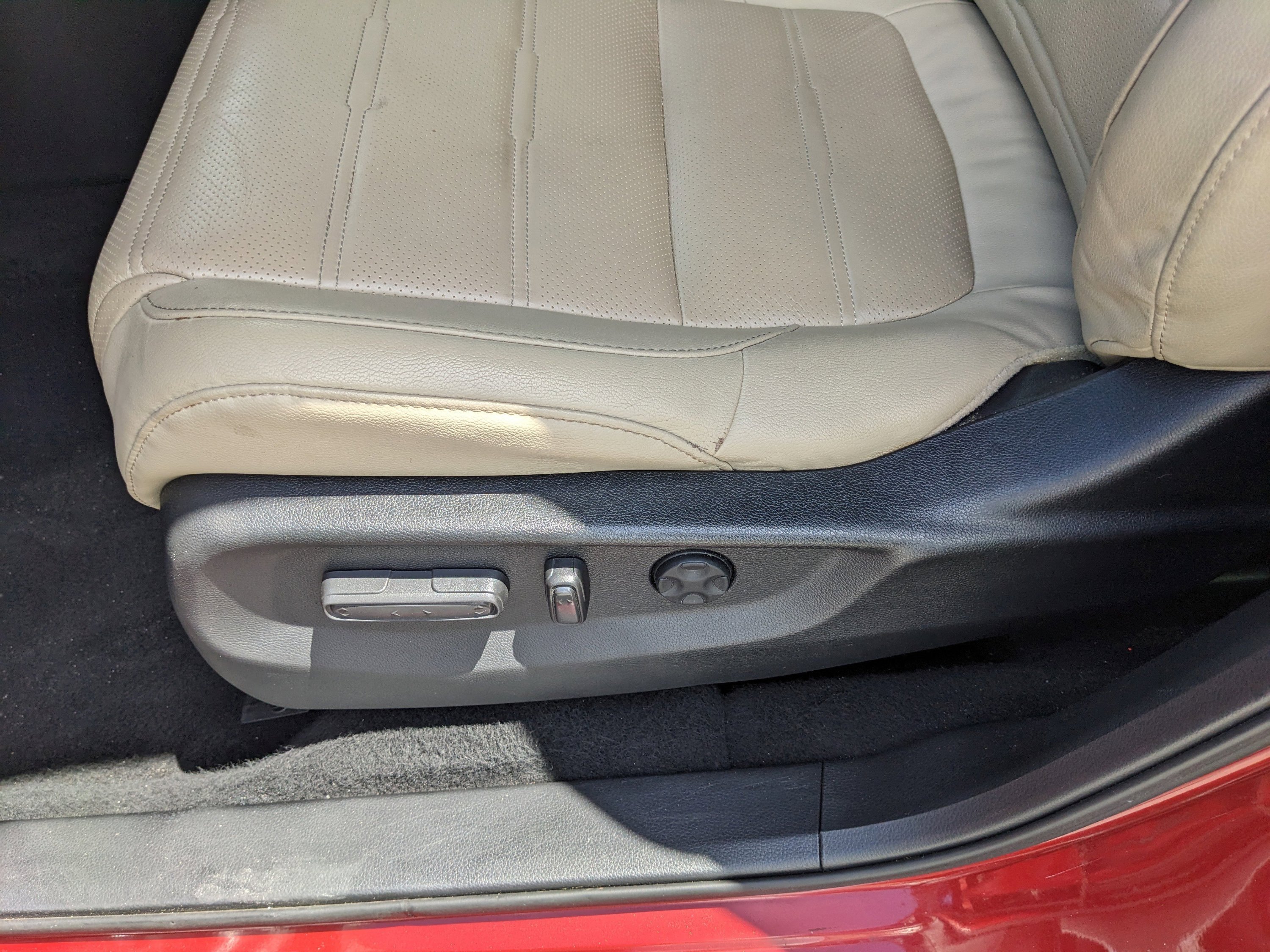 Used 2019 Molten Lava Pearl Honda EX-L image 20