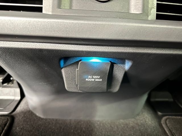 New 2026 Oxford White Ford XLT image 15