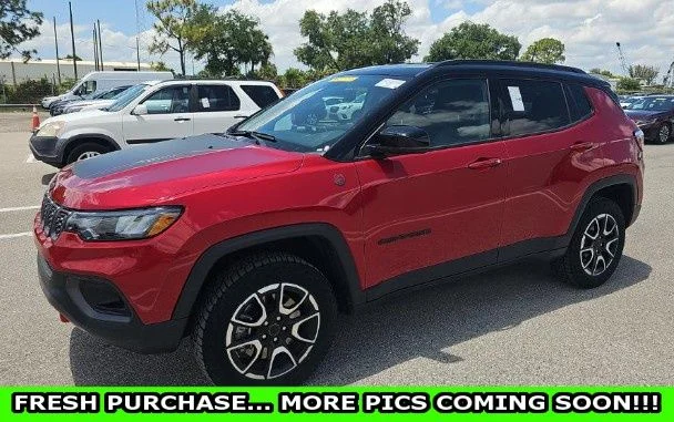 2025 Jeep Compass Trailhawk 4X4's photo