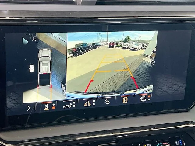 2026 GMC Sierra 1500 AT4X - Photo 9
