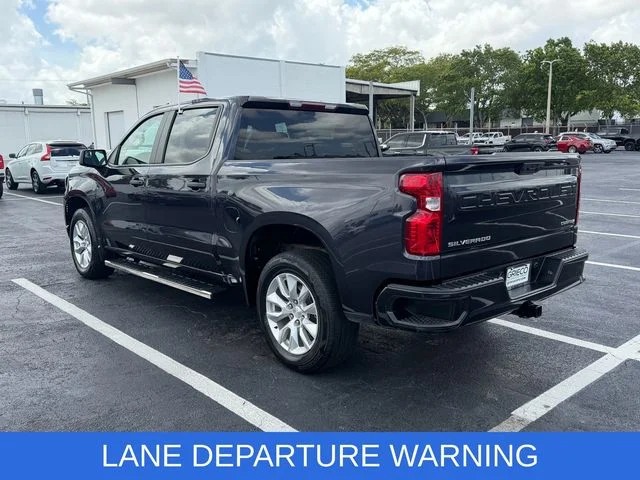 Used 2023 Gray Chevrolet Custom image 5
