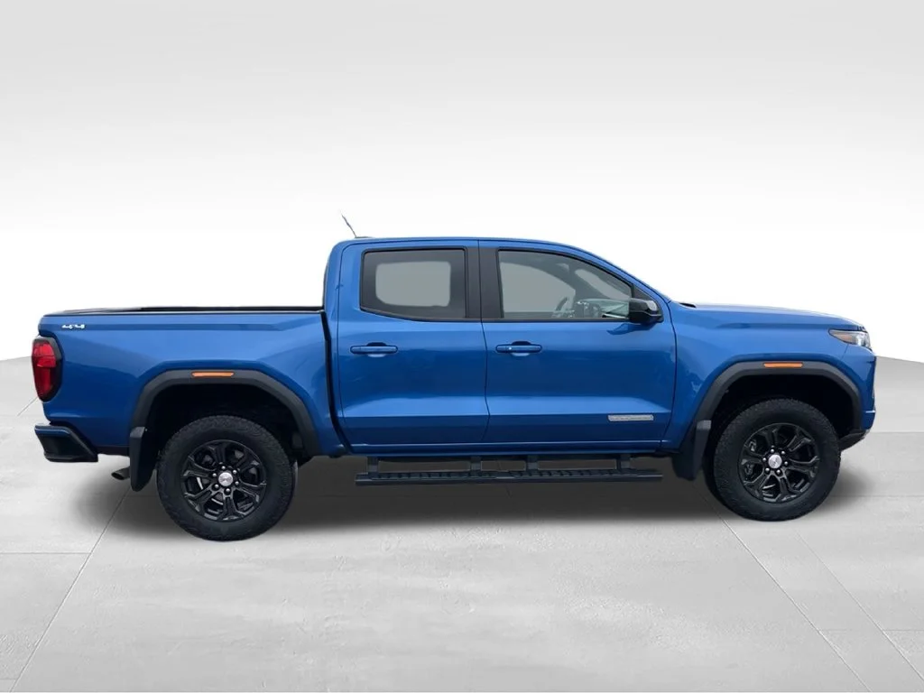 Used 2023 Blue Metallic GMC Elevation image 26