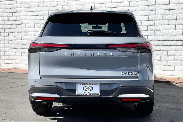 New 2027 Gray INFINITI LUXE image 3