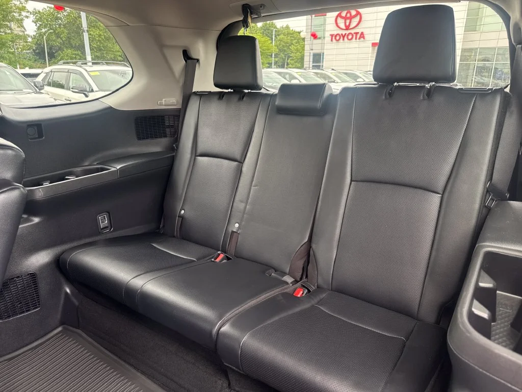 Used 2024 White Toyota XLE image 41