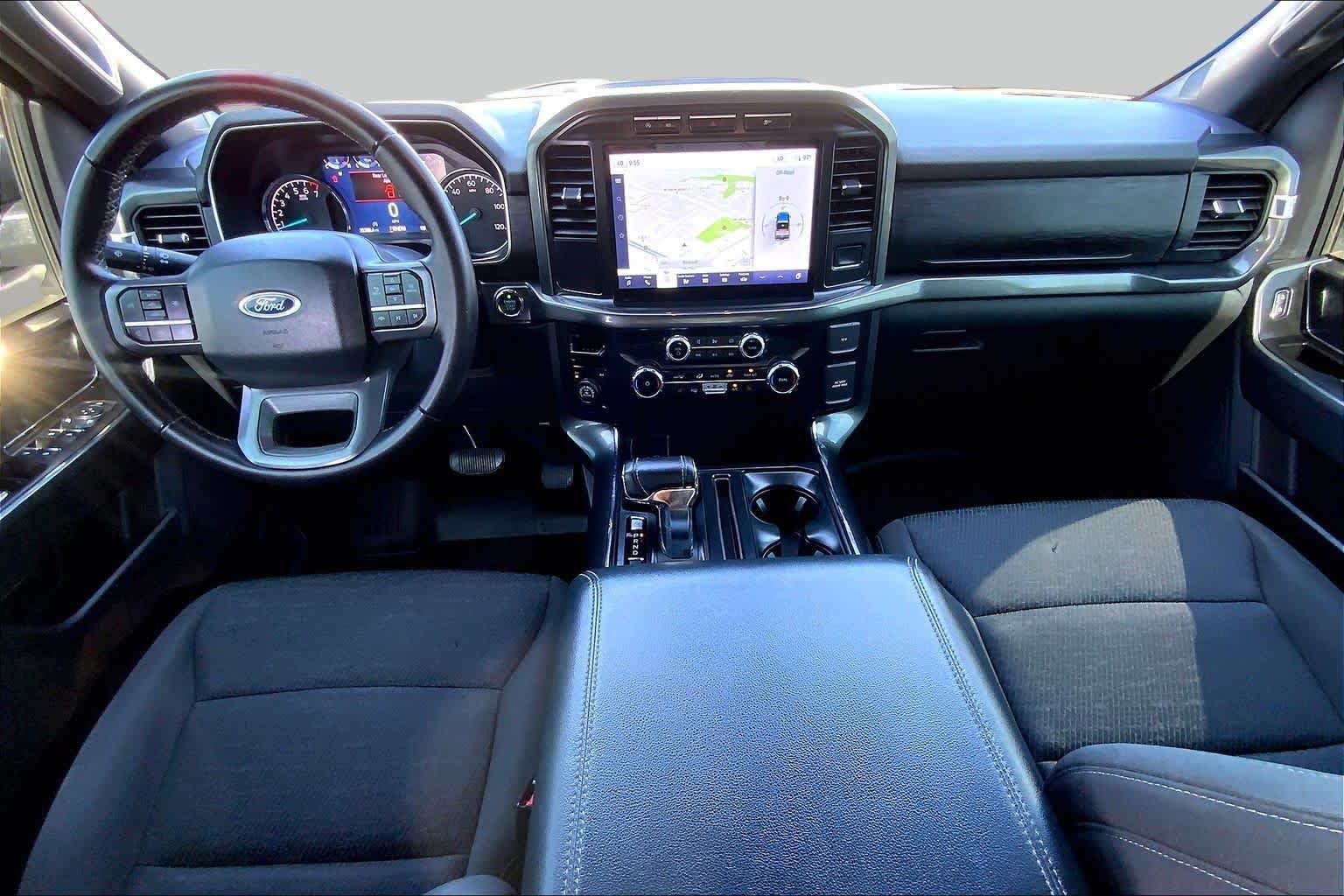 Used 2023 Oxford White Ford XLT image 14