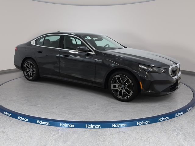 Certified Used 2026 Dark Graphite Metallic BMW 530i xDrive image 3