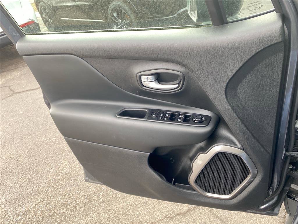 Certified Used 2023 Graphite Gray Jeep Latitude image 22