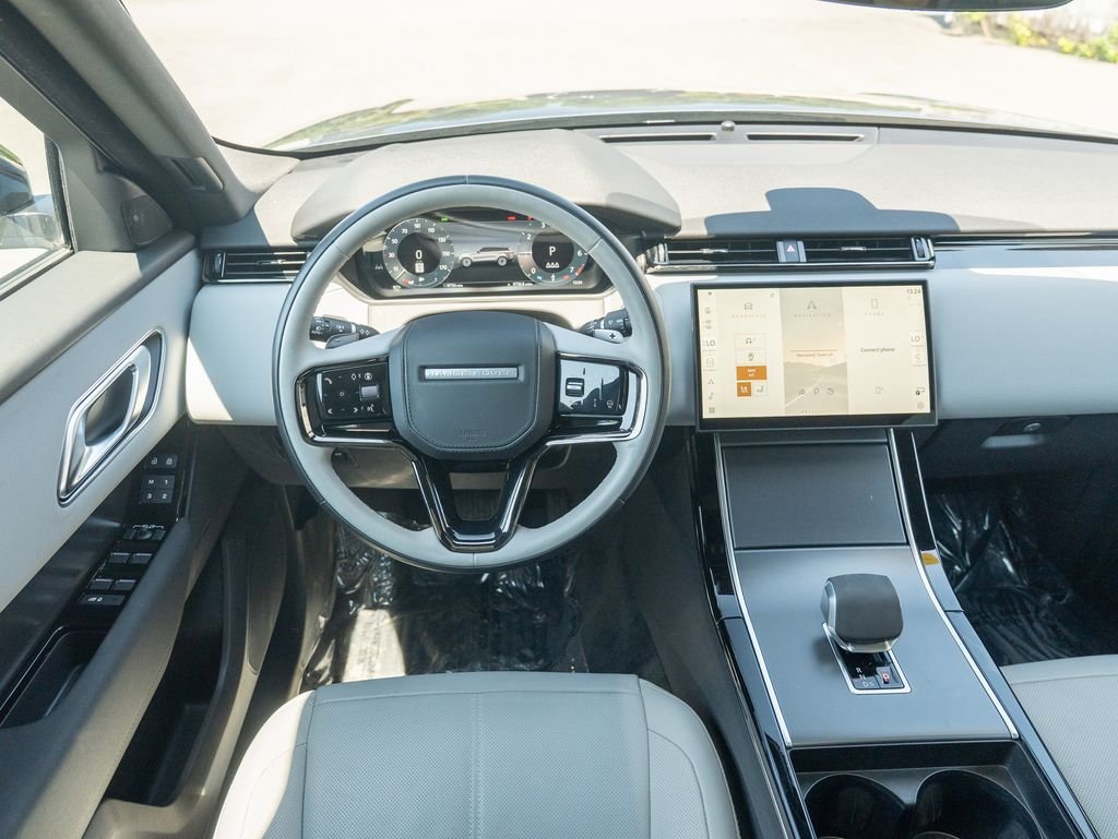 Used 2026 Blue Land Rover S image 13