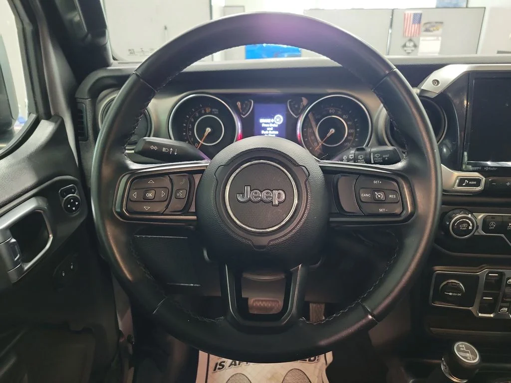 Used 2020 Silver Jeep Unlimited Sport S image 26
