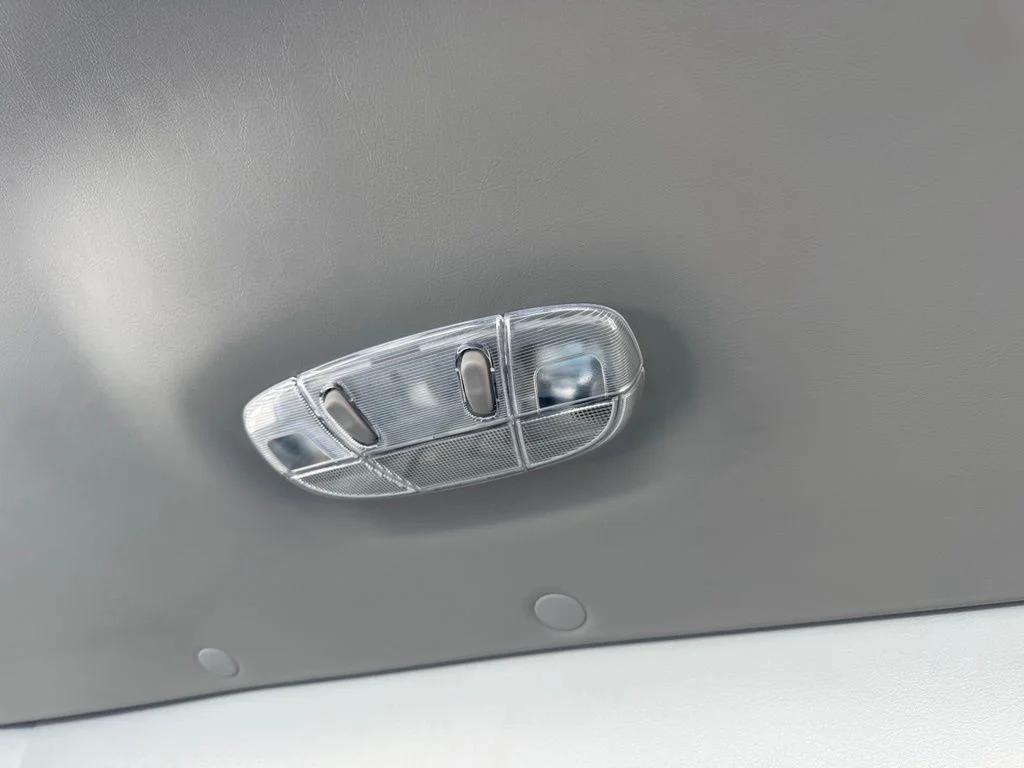 New 2026 Oxford White Ford E-350 SRW image 27