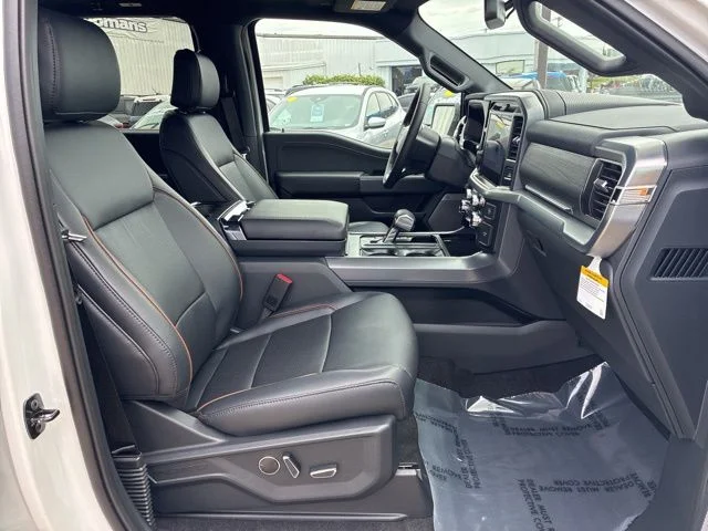 New 2026 Star White Metallic Tri-Coat Ford Lariat® image 31