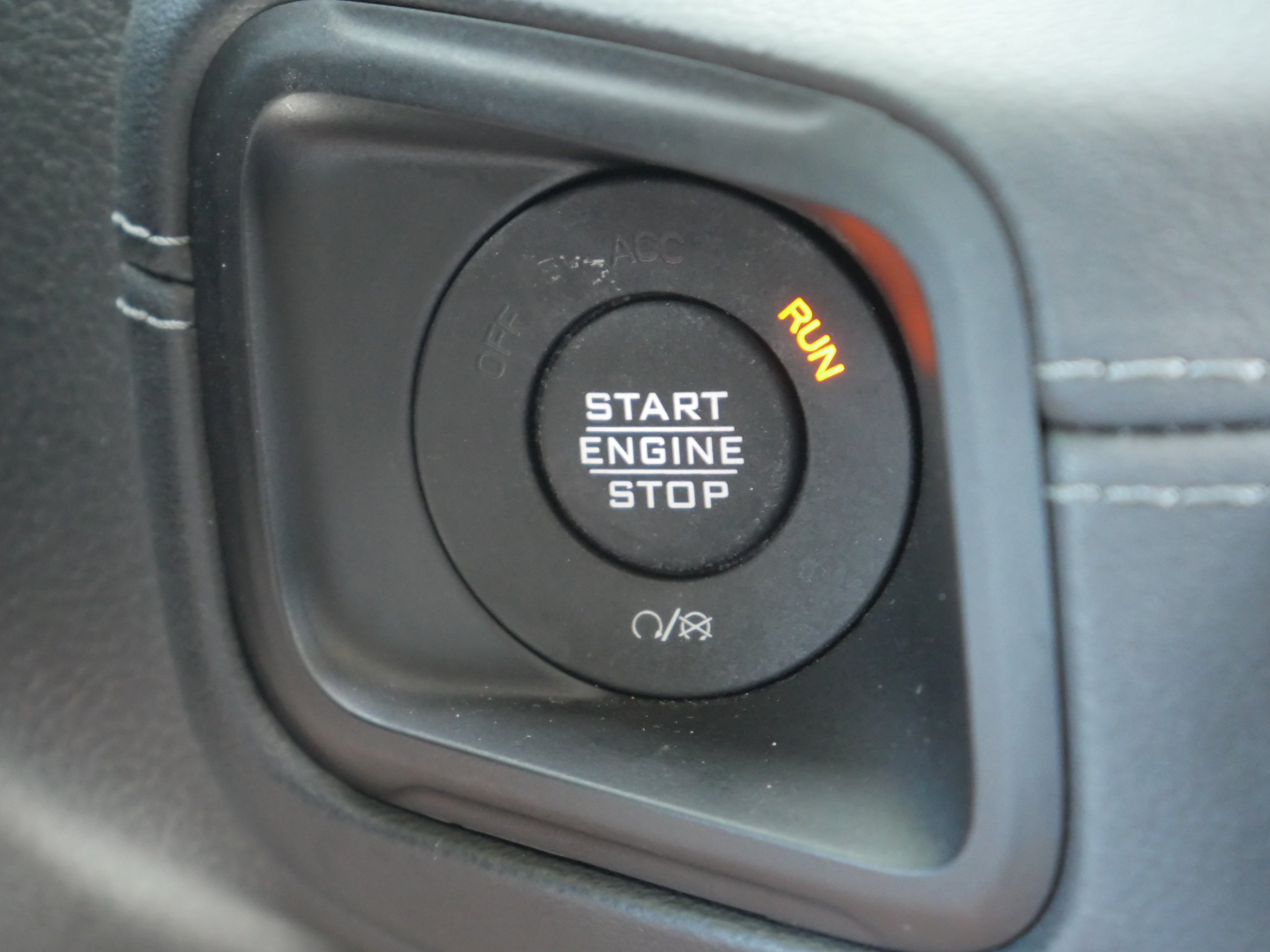 Certified Used 2024 Bright White Clearcoat Jeep Rubicon image 8