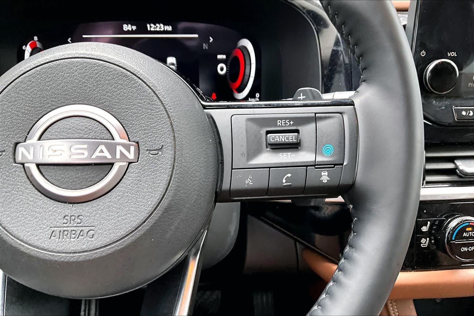 Used 2025 Boulder Gray Pearl Nissan Platinum image 25