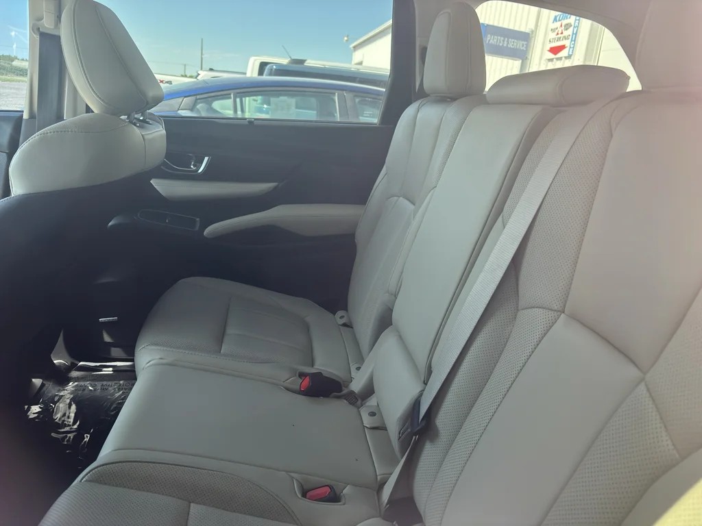 Used 2020 Cinnamon Brown Pearl Subaru Limited image 10