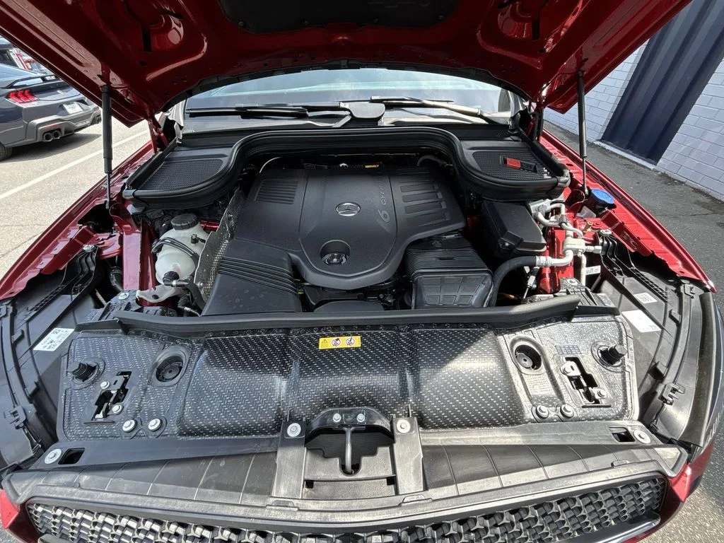 Used 2025  Mercedes-Benz GLE 450 image 18
