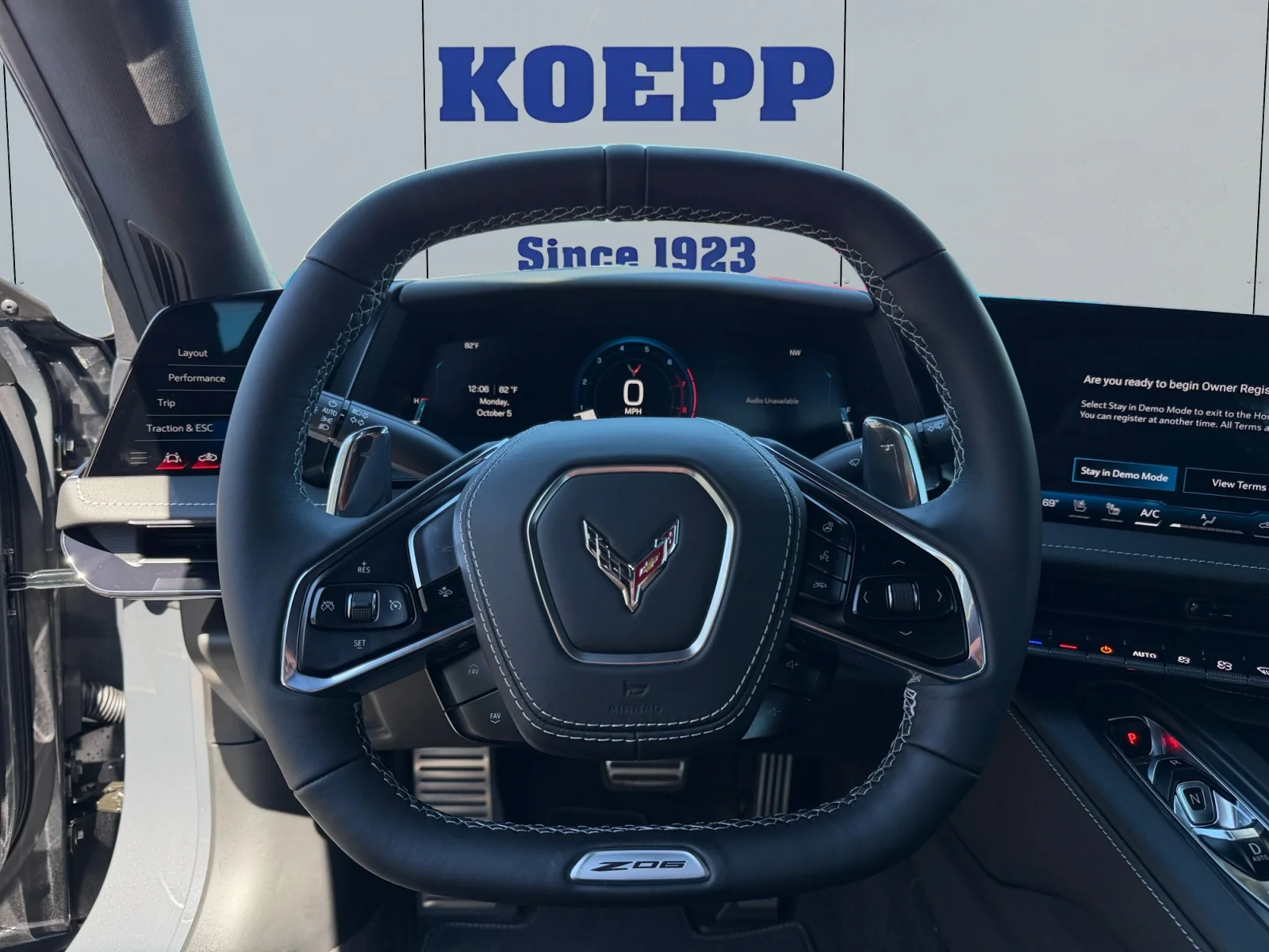 2027 Chevrolet Corvette 2LZ - Photo 13