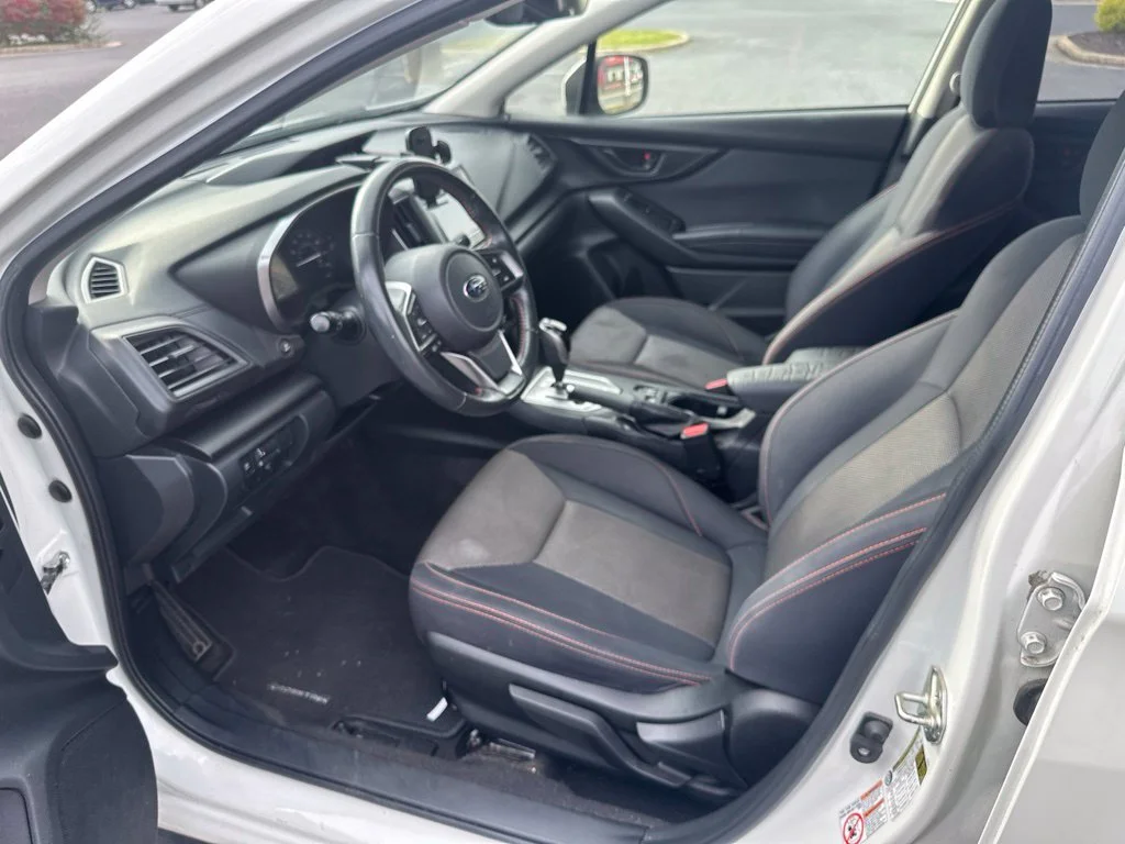 Used 2019 Crystal White Pearl Subaru 2.0i Premium image 9
