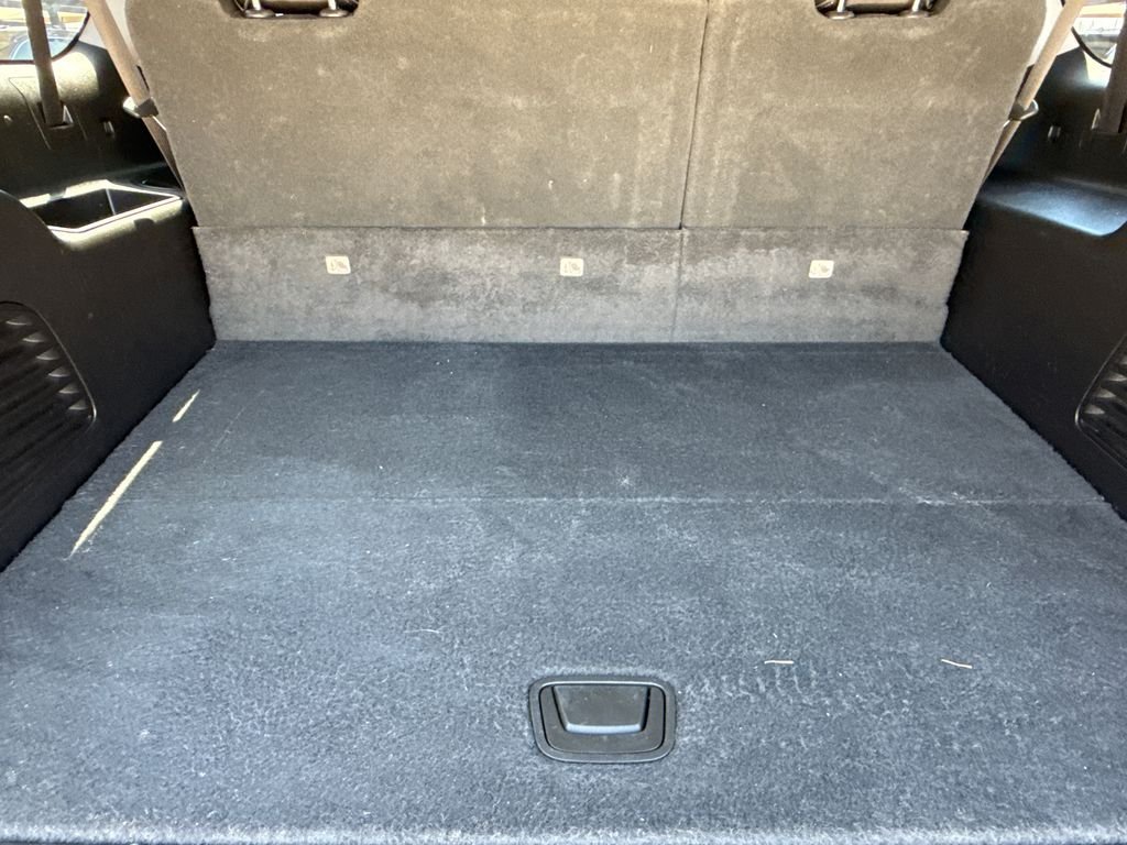 Used 2019 Black GMC Denali image 10