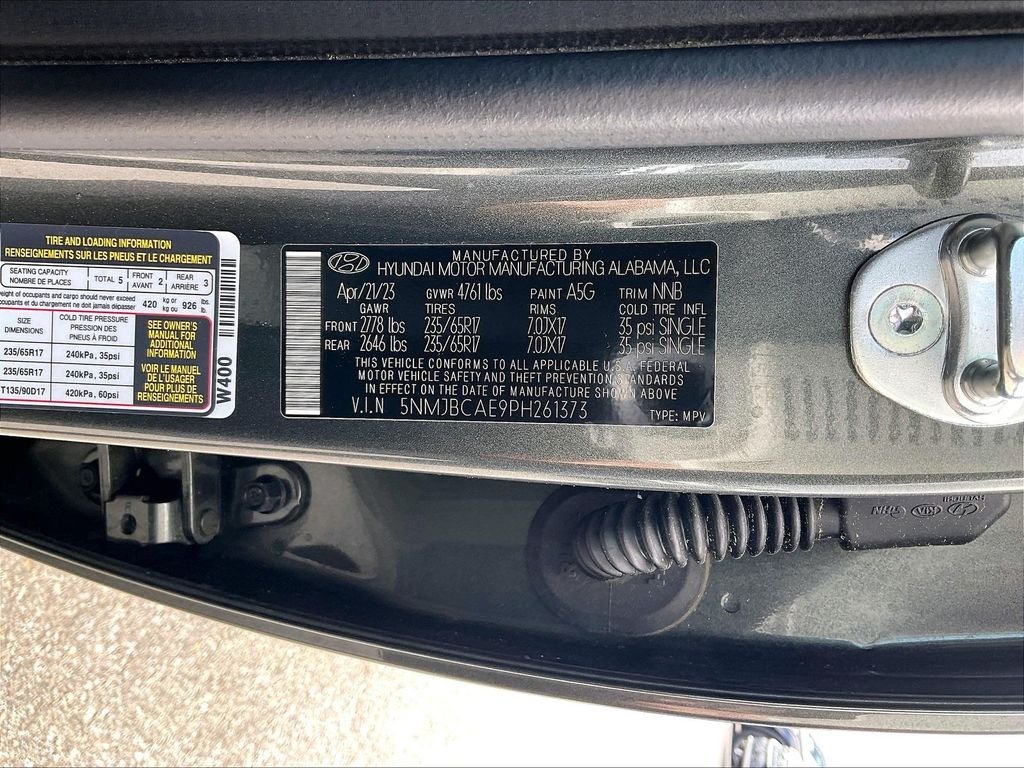 Used 2023 Amazon Gray Hyundai SEL image 31